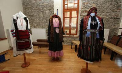 Έκθεση-με-ελληνικές-παραδοσιακές-ενδυμασίες-του-ΛΕΚ