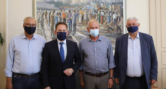 Επίσκεψη-του-Αναπληρωτή-ΥΠΕΣ-Στέλιου-Πέτσα-στο-Δημαρχείο-Καβάλας