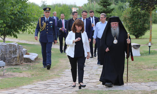 Η-ΠτΔ-στο-βαπτιστήριο-της-Αγίας-Λυδίας-και-το-αρχαία-θέατρο-Φιλίππων