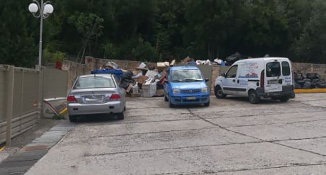 Αντιδήμαρχε-Καθαριότητας,-ακούς;