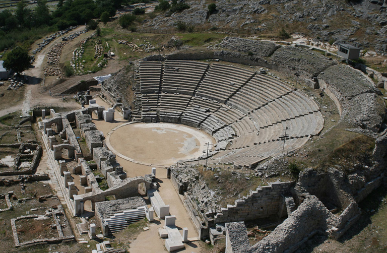 Το-ΔΗΠΕΘΕ-ευχαριστεί-γιατρούς-και-διασώστες