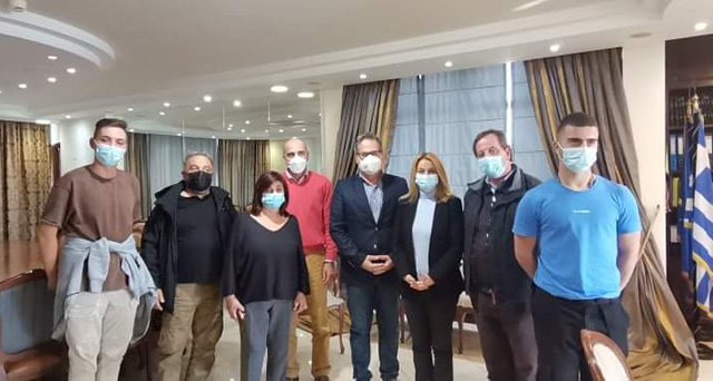 Συνάντηση-του-Κ.-Αντωνιάδη-με-μαθητές-και-γονείς