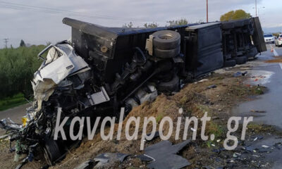 Δύο-νεκροί-από-σύγκρουση-φορτηγών