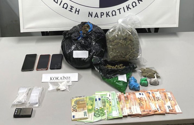 Έκρυβε-στο-σπίτι-του-κάνναβη-και-κοκαΐνη