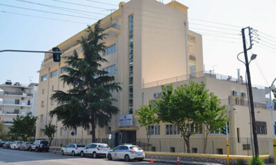 Δράμα:-Εργοδότρια-πήρε-πίσω-το-δώρο-Χριστουγέννων-από-υπάλληλο