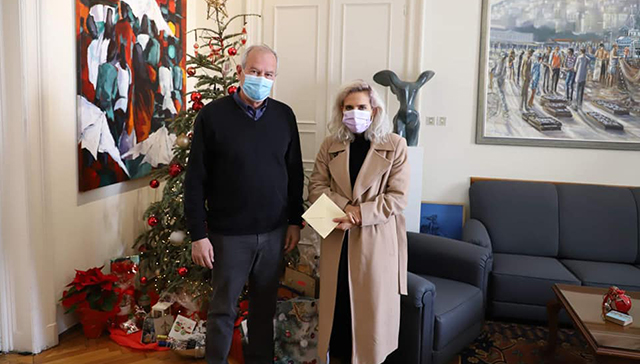 Ο-Θόδωρος-Μουριάδης-ευχαρίστησε-τους-χορηγούς-της-«Αγκαλιάς-Αλληλεγγύης»