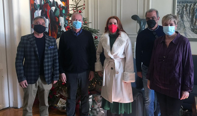 Ο-Π.-Αγγελίδης-στη-Δημοτική-Αγορά-και-στο-Δημαρχείο-Καβάλας