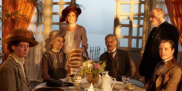 Είδαμε-την-ταινία-«Σμύρνη-μου-αγαπημένη»-σε-σκηνοθεσία-Γρηγόρη-Καραντινάκη