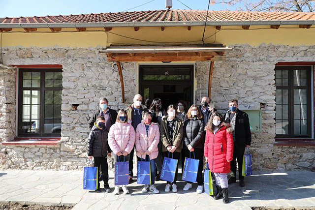 Εγκαινιάστηκε-η-Δημοτική-Βιβλιοθήκη-στο-Ζυγός