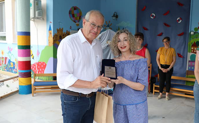 Τιμήθηκε-η-Έλσα-Αυλωνίτου-για-την-προσφορά-της