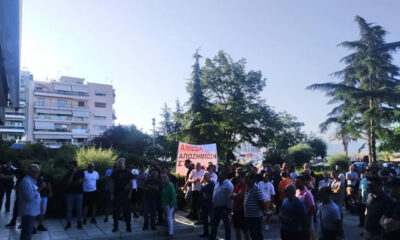 Διαμαρτυρία-αγροτών-στο-Διοικητήριο-–-Δεν-απέκλεισαν-νέες-κινητοποιήσεις