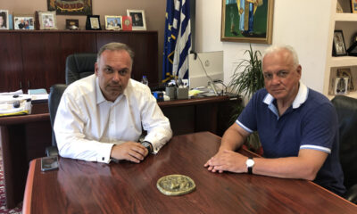 Συνάντηση-του-Κ.-Σιμιτσή-με-τον-δήμαρχο-Θάσου