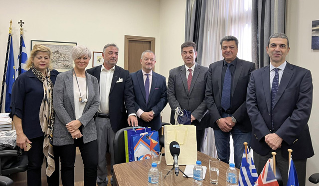 Συνάντηση-του-Προέδρου-του-Επιμελητηρίου-κ-Δέμπα-με-τον-Βρετανό-Πρέσβη-κ.-Μάθιου-Λοτζ