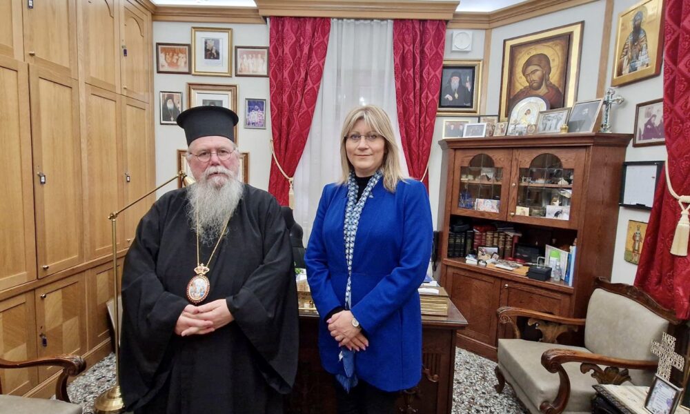 Μ.-Χατζηκωνσταντίνου:-Με-τις-ευχές-και-την-ευλογία-της-Εκκλησίας-αντλώ-δύναμη-στη-συνέχεια-του-προεκλογικού-μου-αγώνα
