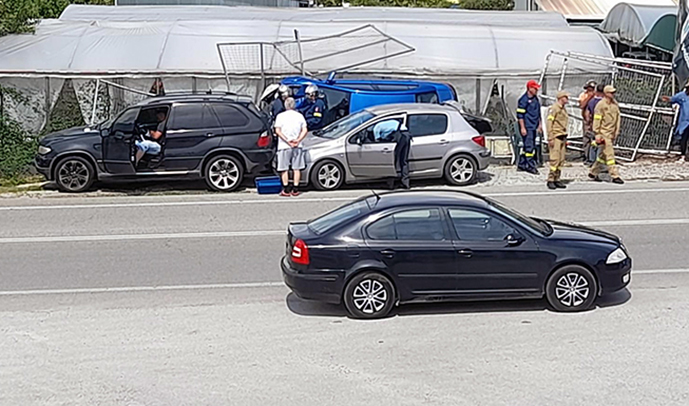 Τροχαίο-ατύχημα-στον-Αμυγδαλεώνα