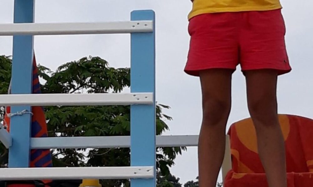 Το-ΔΛΤ.Θ-ευχαριστεί-τον-Ναυαγοσώστη-για-τη-διάσωση-του-13-χρόνου-κοριτσιού-σε-παραλία-του-Λιμένα-Θάσου