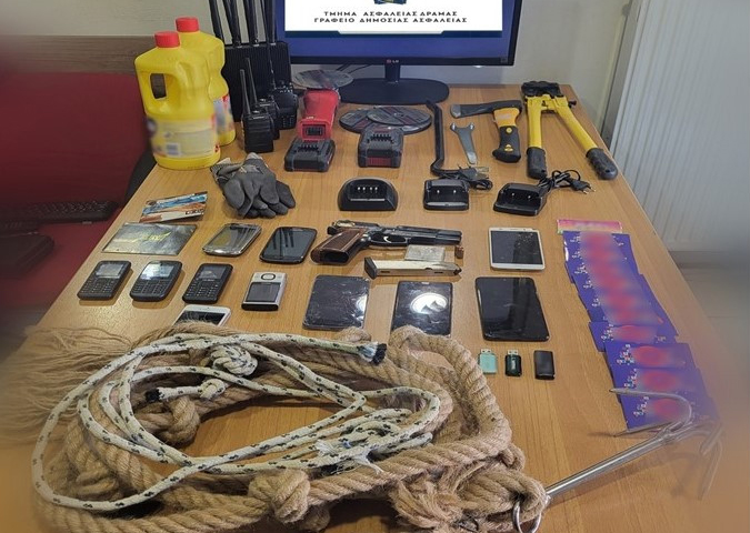 Εξαρθρώθηκε-συμμορία-διαρρηκτών