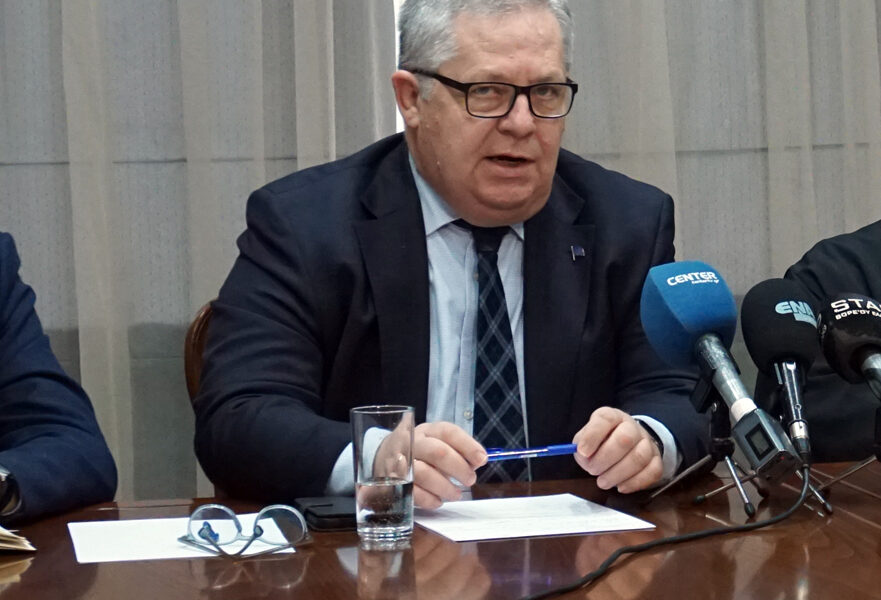 «Όχι»-του-Περιφερειακού-Συμβουλίου-στο-φωτοβολταϊκό-πάρκο-στη-Λεκάνη