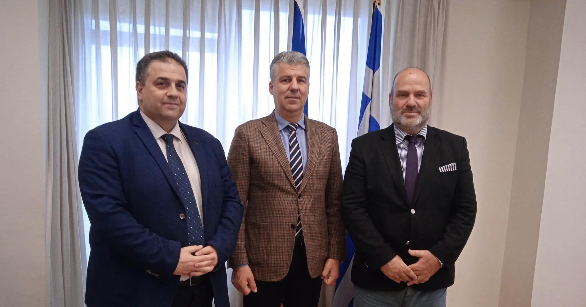 Στον-Περιφερειάρχη-ΑΜΘ-ο-Διευθύνων-Σύμβουλος-του-ΟΛΚ