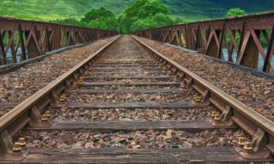 Έκλεψαν-ράγες-και-πασσάλους-από-σιδηροδρομική-γραμμή