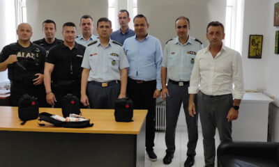 Δωρεά-τεσσάρων-φορητών-φαρμακείων-στην-Διεύθυνση-Αστυνομίας-Καβάλας