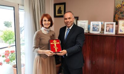 Επίσκεψη-της-Γενικής-Πρόξενου-της-Ρουμανίας-στη-Θεσσαλονίκη-στον-Δήμαρχο-Θάσου