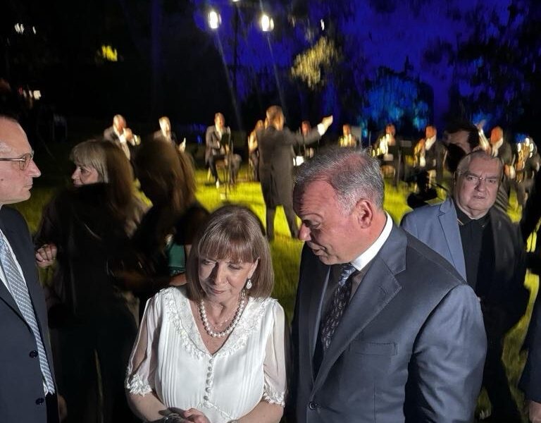 50ή-επέτειο-αποκατάστασης-της-Δημοκρατίας-Για-πρώτη-φορά-Δήμαρχος-Θάσου-επίσημος-καλεσμένος