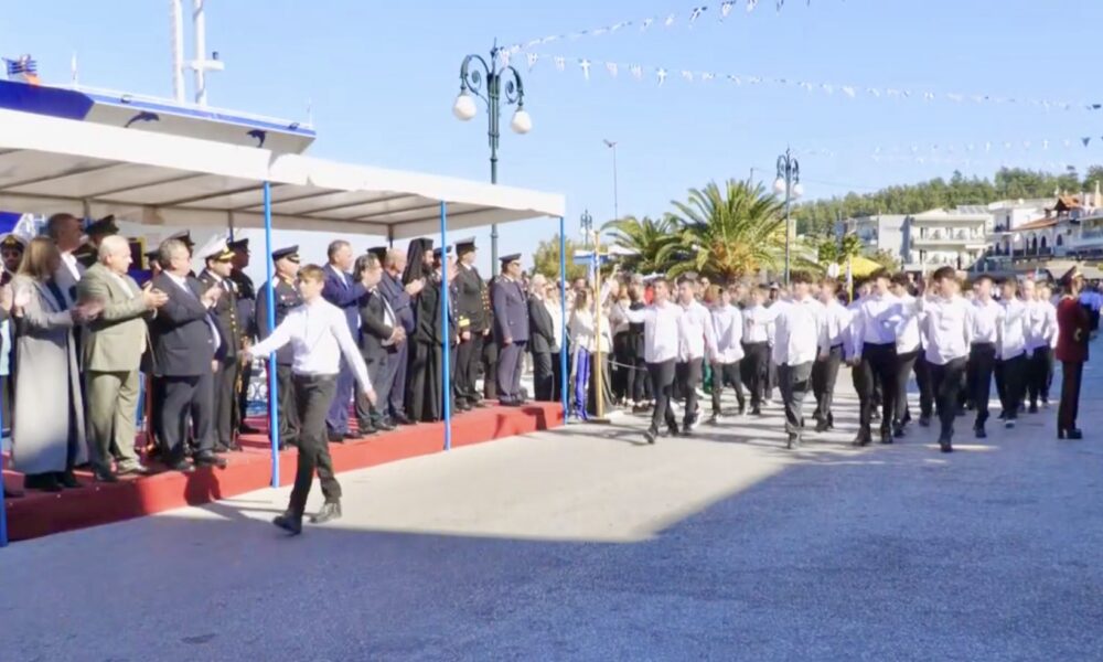 Με-μεγαλοπρέπεια-οι-εκδηλώσεις-για-την-28η-Οκτωβρίου-στη-Θάσο
