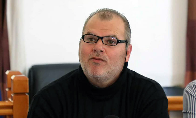 Λύνεται-ο-«γρίφος»-της-πιάτσας-των-ταξί-στην-Βενιζέλου;
