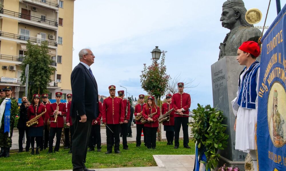 Επιμνημόσυνη-δέηση-και-κατάθεση-στεφάνων-στην-προτομή-του-Θεόδωρου-Κολοκοτρώνη