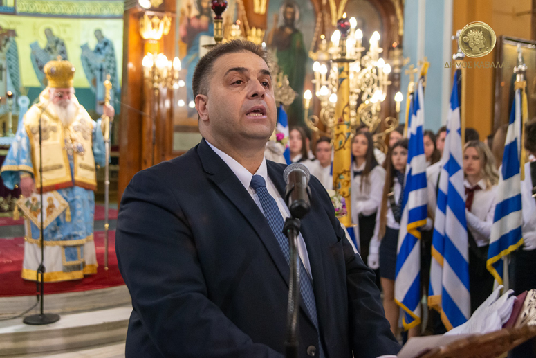 Αλέξανδρος-Ιωσηφίδης:-Το-πιο-φωτεινό-και-ολόχρυσο-πανηγυρίζουμε