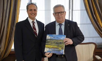 o-Αμερικανός-Γενικός-Πρόξενος-της-Θεσσαλονίκης-στον-Αντιπεριφερειάρχη-Καβάλας