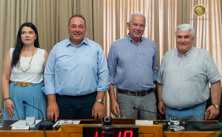 ΔΕΥΑΚ:-Έργα-104-εκατ.-ευρώ-βρίσκονται-σε-εξέλιξη-/-Βράβευση-14-στελεχών-της-Επιχείρησης