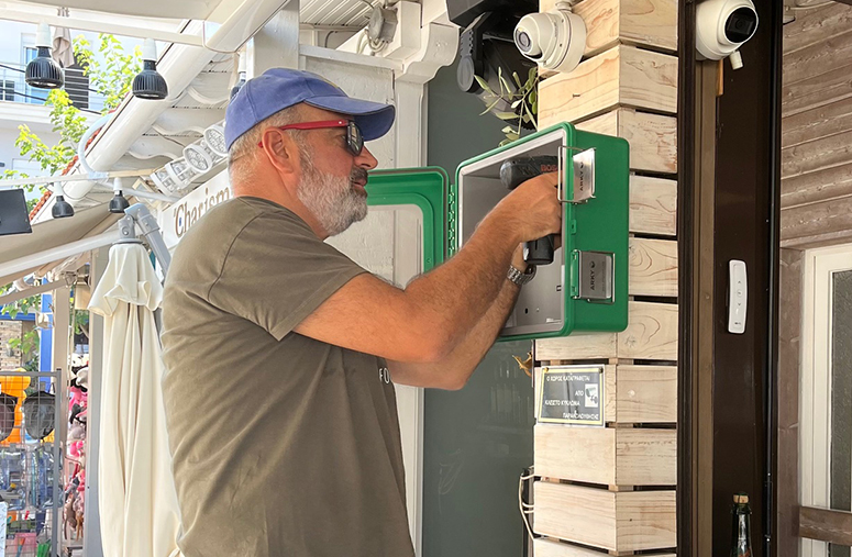 Συντήρηση-παλαιών-και-αγορά-νέων-αυτόματων-απινιδωτών-στη-Θάσο