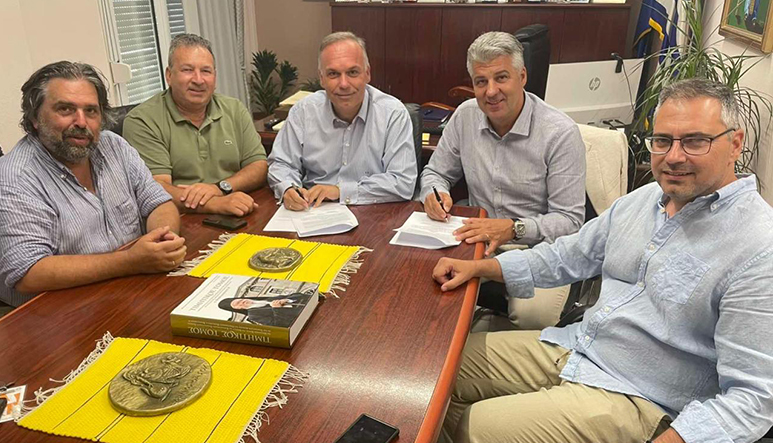 Υπογράφηκε-η-σύμβαση-για-τον-Αλιευτικό-Λιμενίσκο-Σκάλας-Ποταμιάς-Θάσου