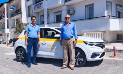 Παραλαβή-ενός-καινούργιου-οχήματος-«dacia-sandero»-από-το-Δήμο-Θάσου