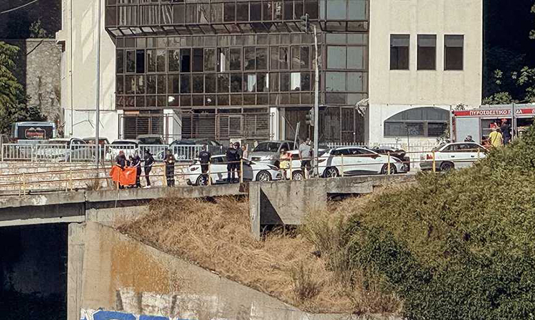 Καβάλα:-Άνδρας-αυτοκτόνησε-πηδώντας-από-την-πεσμένη-γέφυρα