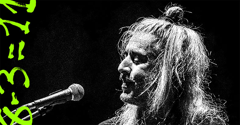 Συναυλία-του-Γιάννη-Χαρούλη-στο-Αρχαίο-Θέατρο-Φιλίππων