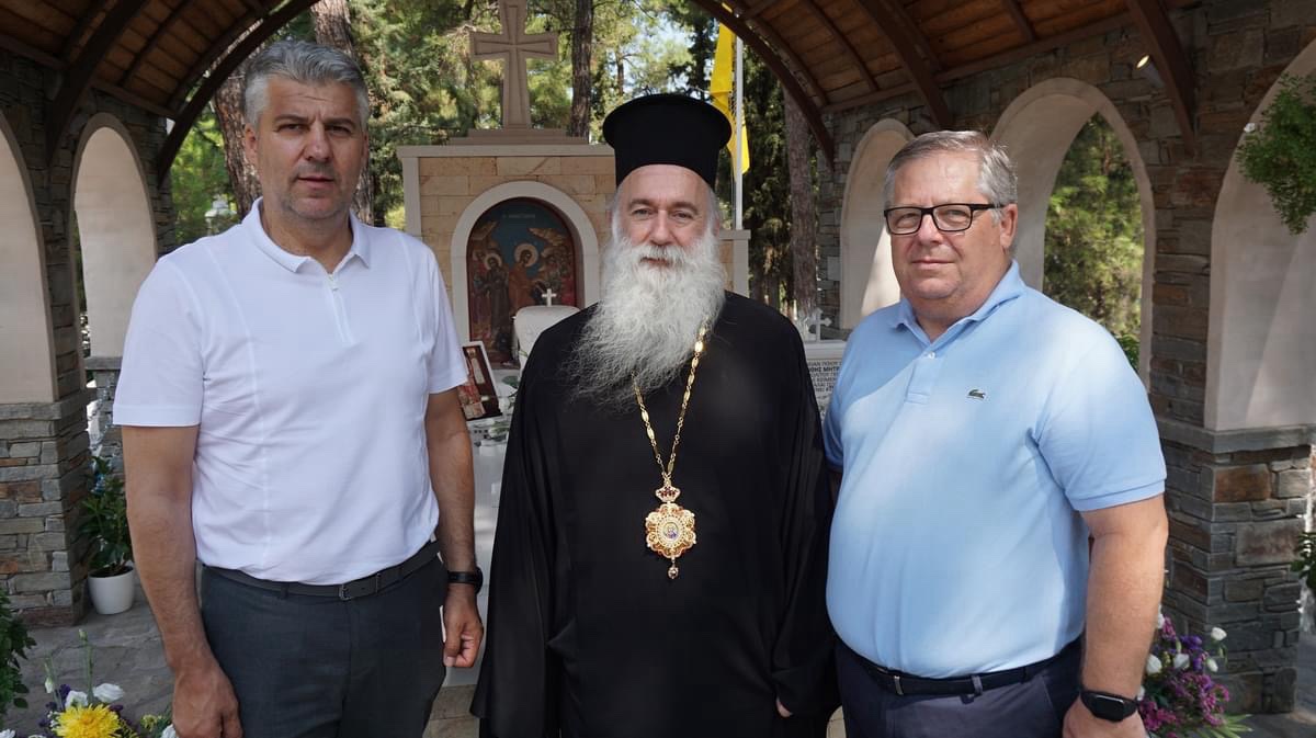 Η-ΠΕ-Καβάλας-συγχαίρει-τον-Επίσκοπο-Θεσπιών-π.-Παύλο-για-την-εκλογή-του-στη-Μητρόπολη-Κορίνθου