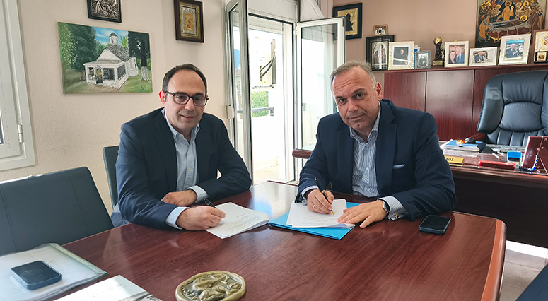 Υπογράφηκε-η-σύμβαση-του-έργου-«Ασφαλτοστρώσεις-Δήμου-Θάσου-2025»