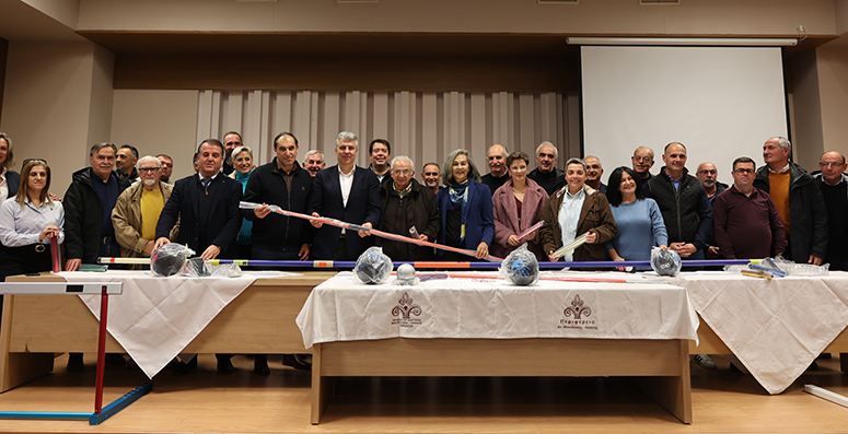 Η-Περιφέρεια-ΑΜΘ-ενισχύει-με-νέο-εξοπλισμό-τα-αθλητικά-σωματεία-του-ΕΑΣ-ΣΕΓΑΣ-ΑΜΘ