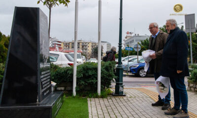 Κατάθεση-λουλουδιών-στο-Εβραϊκό-Μνημείο-από-τον-Δήμαρχο-Καβάλας