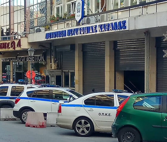 Καβάλα:-Αρνήθηκε-έλεγχο-της-Τροχαίας-και-συνεληφθη