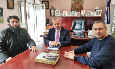 Συνάντηση-του-Αρχιερατικού-Επιτρόπου-Θάσου-με-τον-Δήμαρχο-Θάσου
