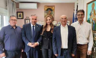 Η-Συντονίστρια-του-Γραφείου-του-Πρωθυπουργού-στη-Βόρεια-Ελλάδα-στον-Δήμαρχο-Θάσου