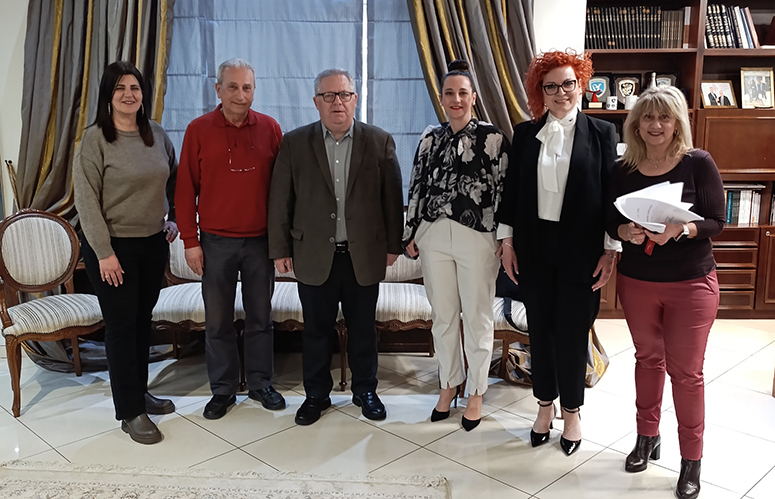 Δύο-νέες-υπάλληλοι-εντάχθηκαν-στο-μόνιμο-προσωπικό-της-ΠΕ-Καβάλας