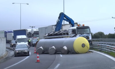 Καβάλα:-Βυτιοφόρο-ανατράπηκε-στην-Εγνατία-Οδό
