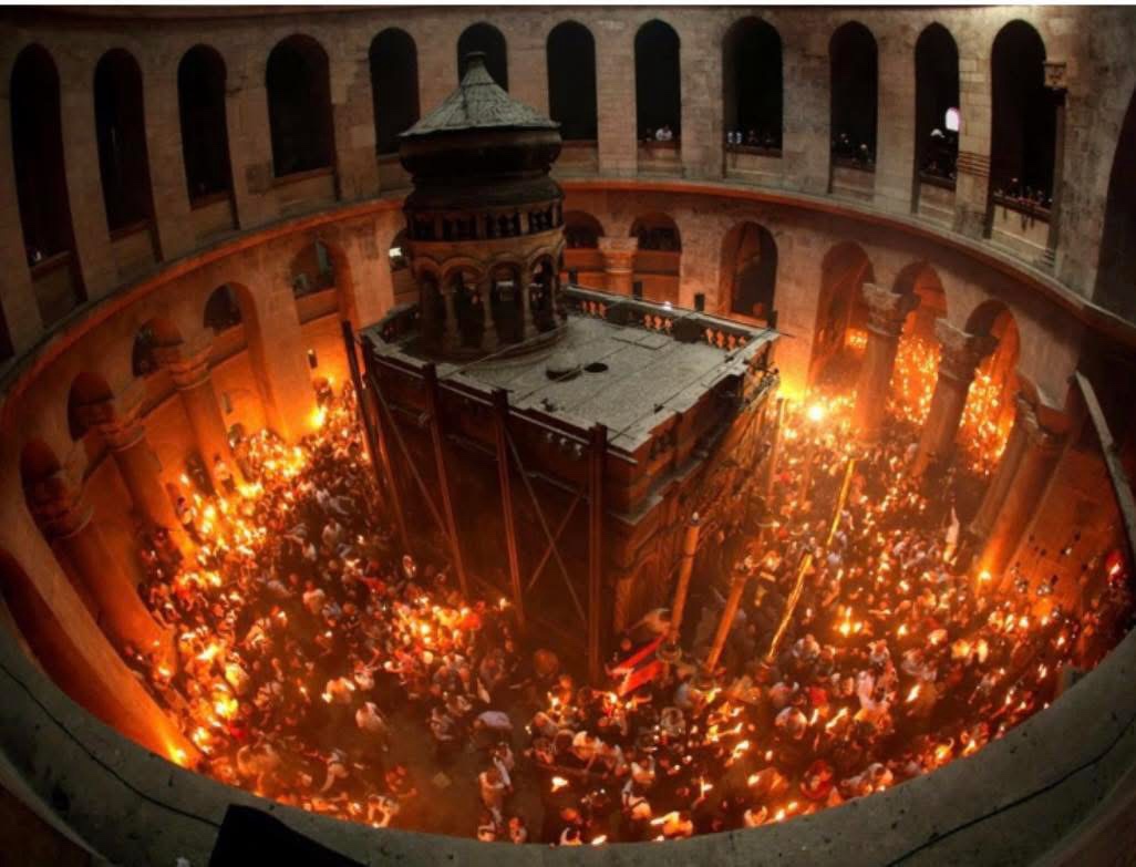 Άφιξη-Αγίου-Φωτός-στη-Θάσο-–-Τι-ανακοίνωσε-ο-δήμαρχος-Λευτέρης-Κυριακίδης