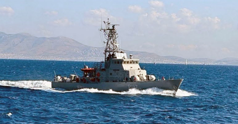 Το-ΠΠ.-«Μαντούβαλος»-στο-λιμάνι-της-Καβάλας