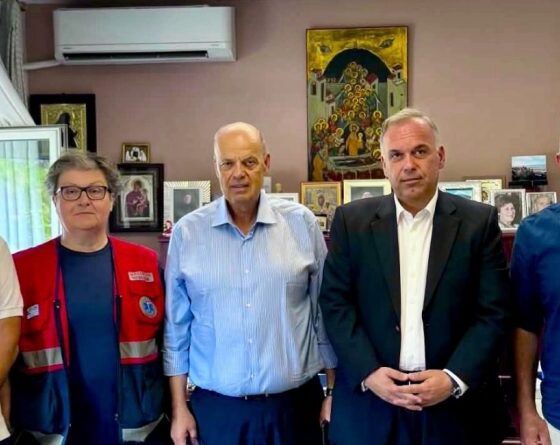 Συνάντηση-εκπροσώπων-του-6ου-ΕΚΑΒ-με-τον-Δήμαρχο-Θάσου-για-ζητήματα-λειτουργίας-της-υπηρεσίας